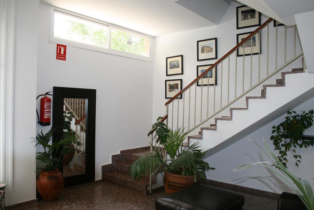 Hostal Puente De Piedra Saragossa Exterior foto